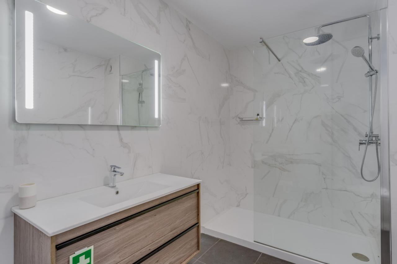 Villa Winter Apt 1 ฟุงชาล ภายนอก รูปภาพ